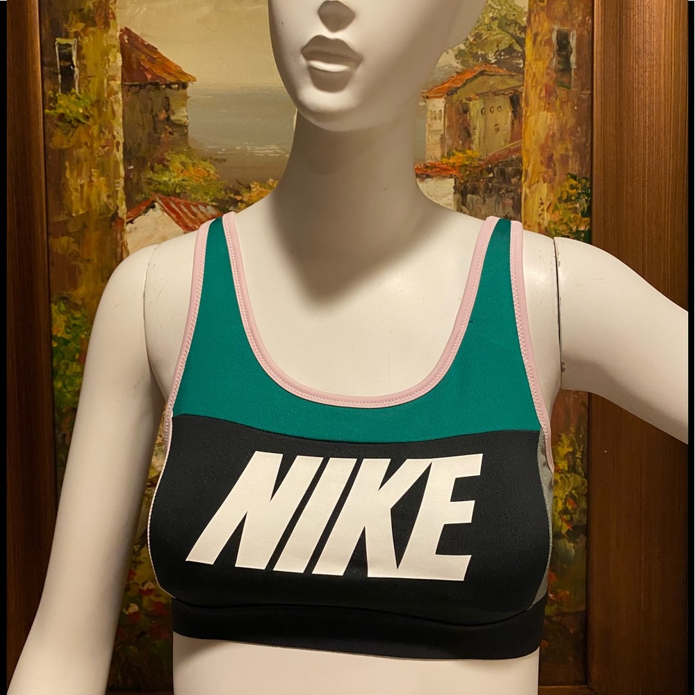 NIKE:Size XS